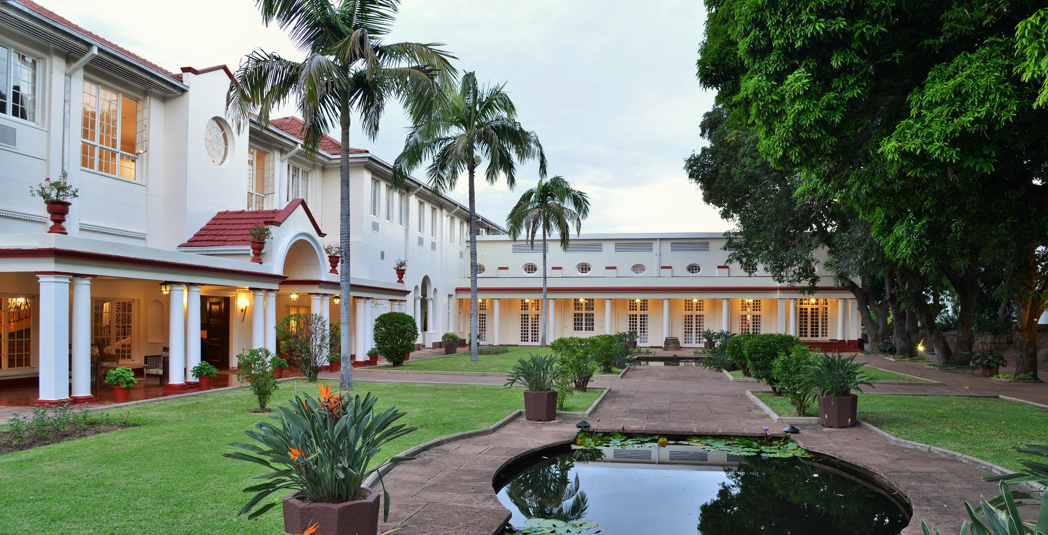 The Victoria Falls Hotel Екстериор снимка